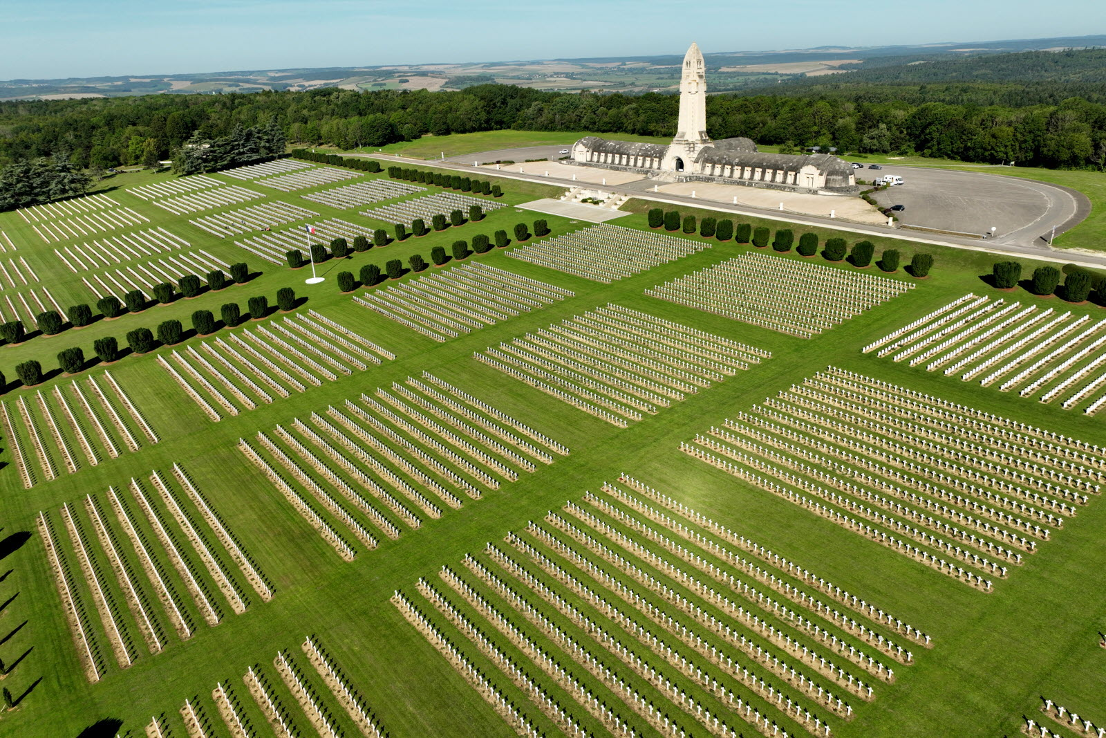 Verdun Monument au Mort